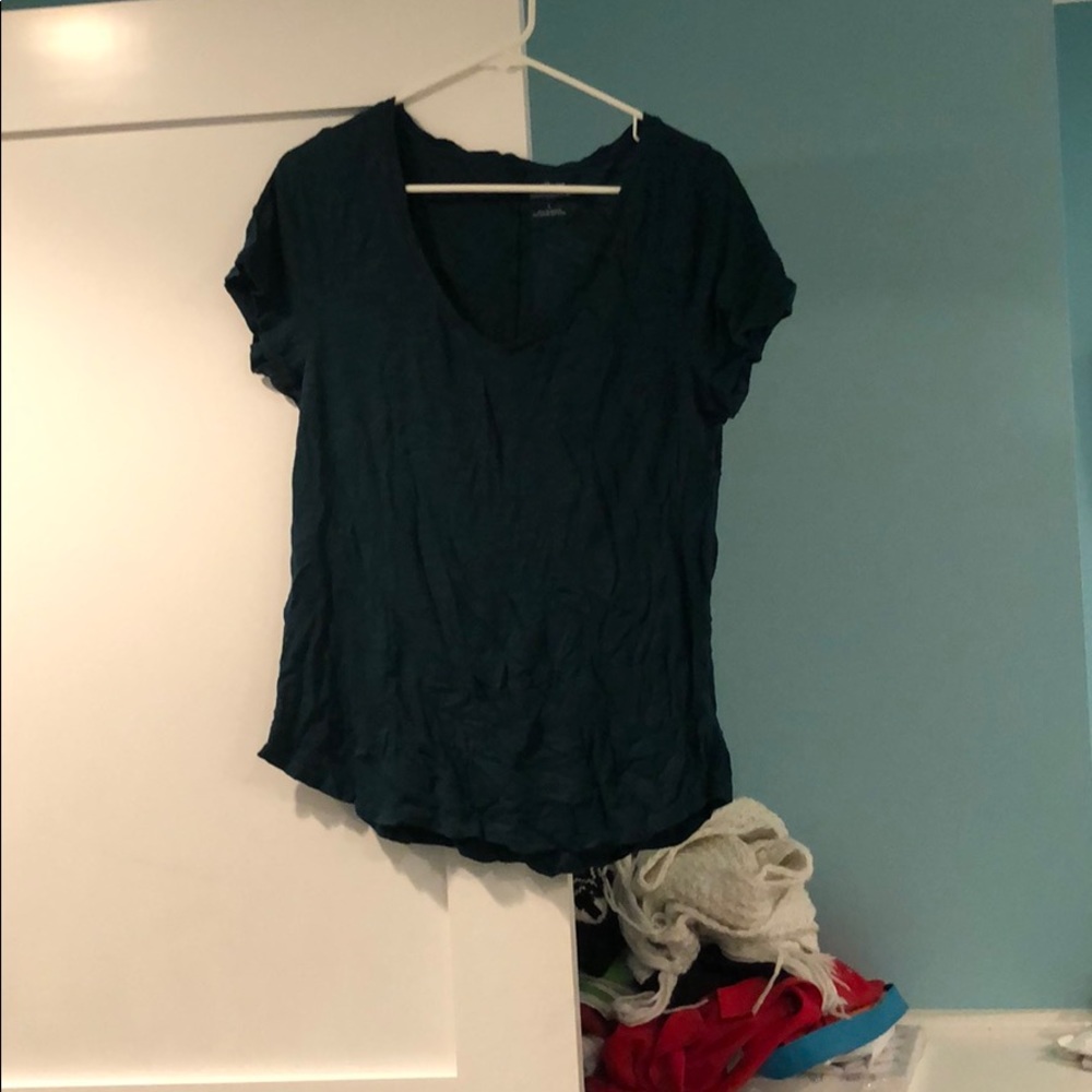 LAST CHANCE! DONATING SOON! Banana Republic V-Neck
